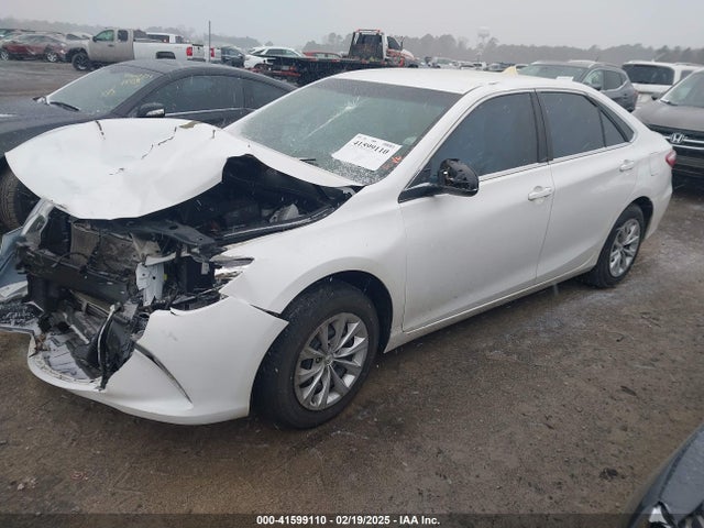 Toyota CAMRY LE 2017 4T1BF1FKXHU731265 Image 2