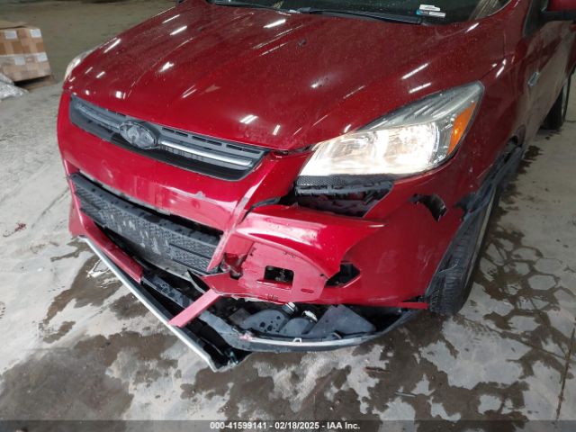 1FMCU0G75FUC64221 Ford ESCAPE SE