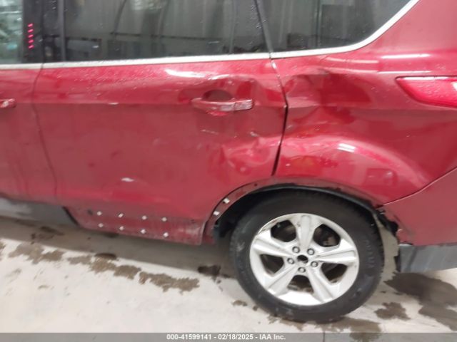 1FMCU0G75FUC64221 Ford ESCAPE SE