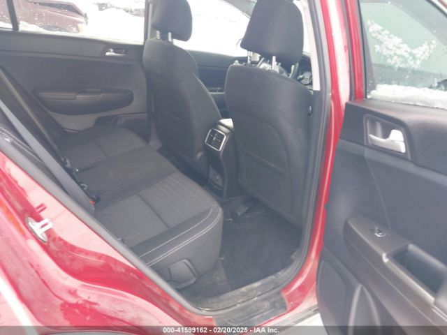 KNDPMCAC8J7324190 KIA Sportage Lx