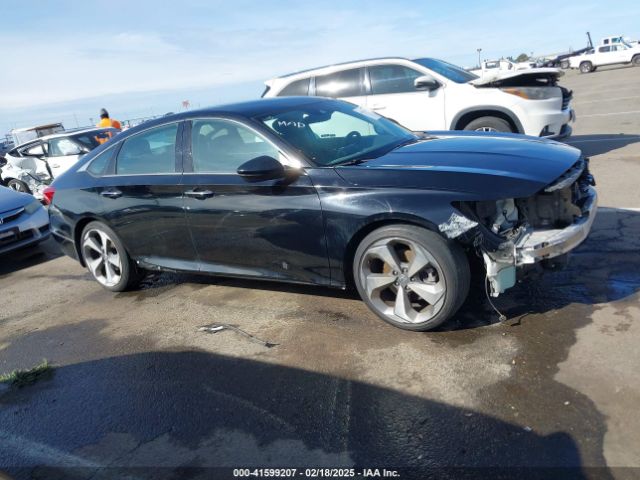 1HGCV2F98JA012037 Honda Accord Touring 2.0t