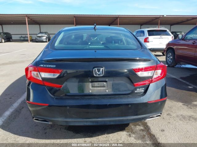 1HGCV2F98JA012037 Honda Accord Touring 2.0t