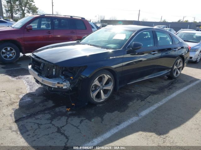 1HGCV2F98JA012037 Honda Accord Touring 2.0t