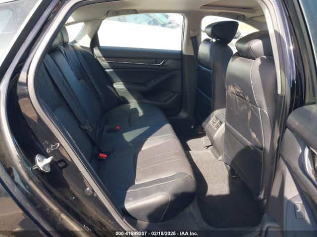 1HGCV2F98JA012037 Honda Accord Touring 2.0t