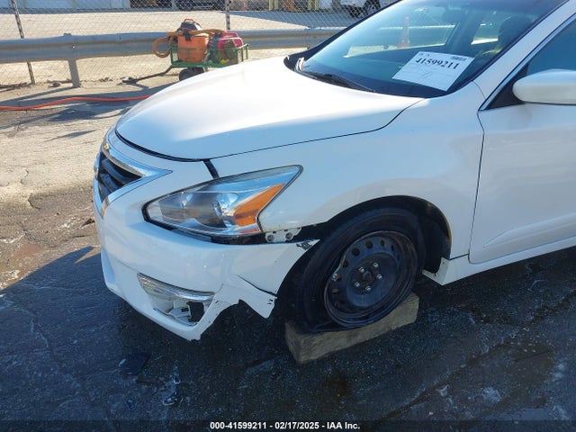 Nissan Altima 2.5 S 2015 1N4AL3AP8FC290977 Image 6