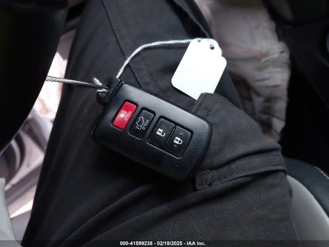 Toyota Rav4 Limited 2017 2T3YFREV0HW362718 Image 11