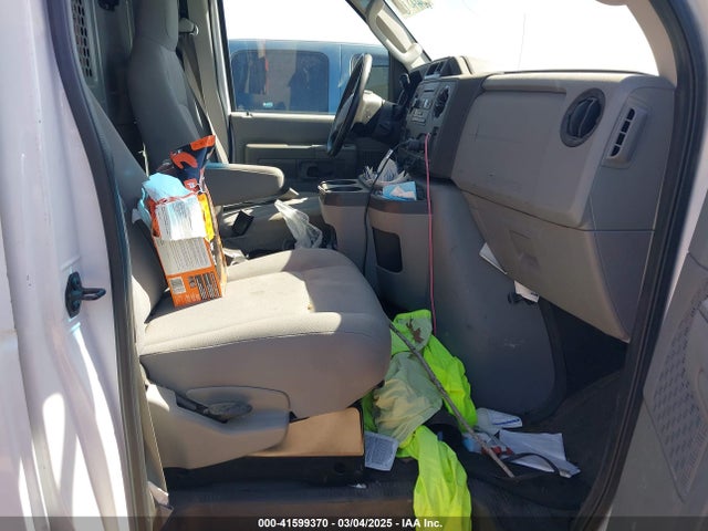 Ford E-250 Commercial 2014 1FTNE2EWXEDA65535 Image 5