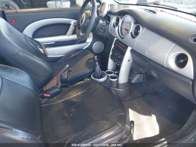 2002 MINI COOPER WMWRC33472TC34913 Photo 4