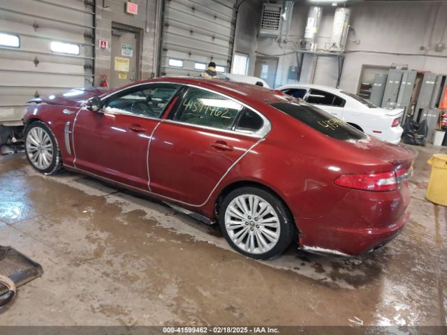 2011 JAGUAR XF SAJWA0FB1BLS14773 Photo 2