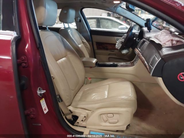 2011 JAGUAR XF SAJWA0FB1BLS14773 Photo 4