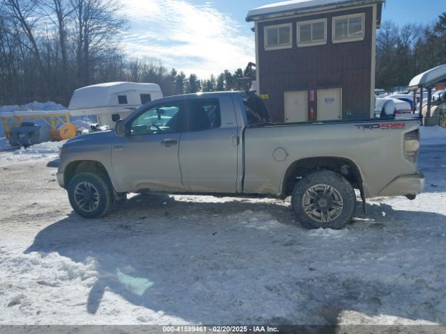 5TFUY5F14FX485993 Toyota Tundra Sr5 5.7l V8