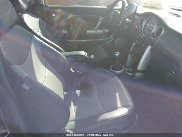 2003 MINI COOPER S WMWRE33473TD72981 Photo 4