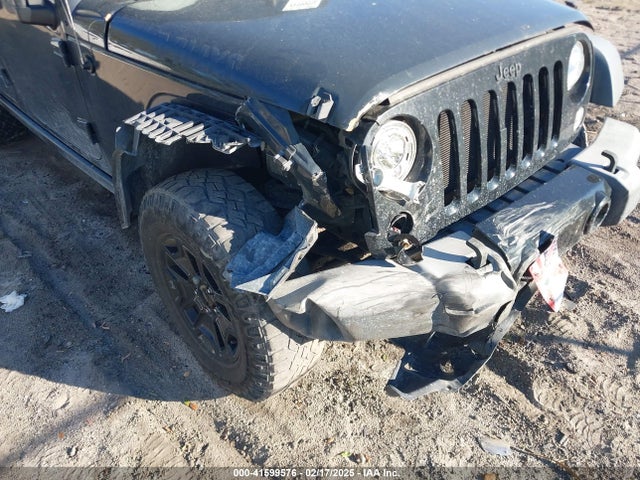 1C4BJWDG3JL859373 Jeep Wrangler Jk Unlimited Willy Wheeler 4x4