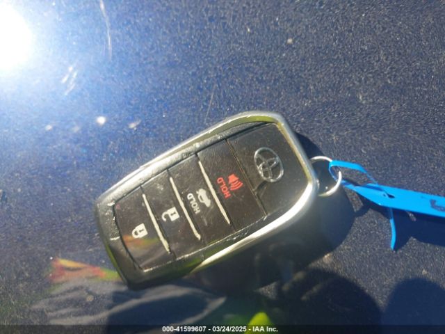 JTDBVRBD0HA002402 Toyota Mirai