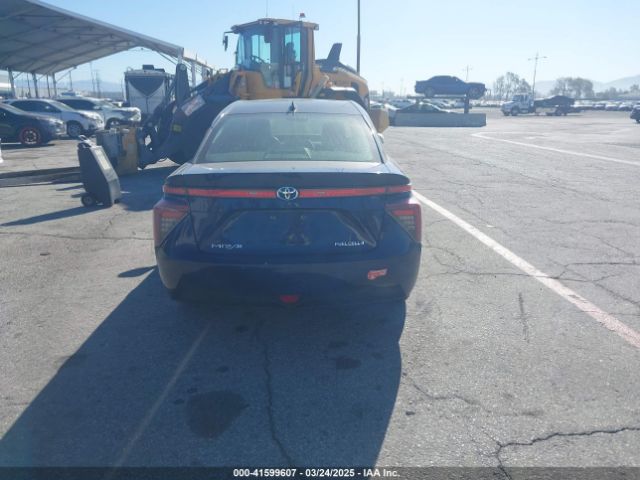 JTDBVRBD0HA002402 Toyota Mirai