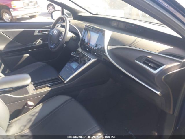 JTDBVRBD0HA002402 Toyota Mirai