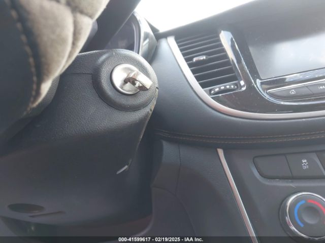 3GNCJNSB3HL286437 Chevrolet TRAX LS