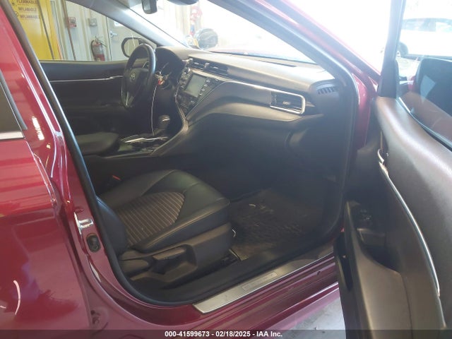 4T1B11HK5JU667671 Toyota CAMRY SE