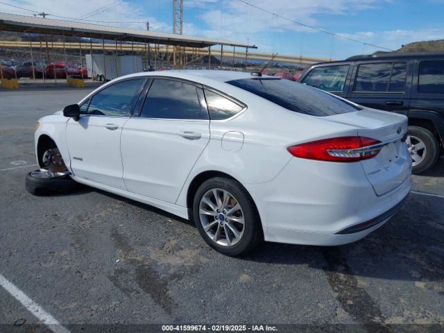 3FA6P0LU6HR344664 Ford Fusion Hybrid Se