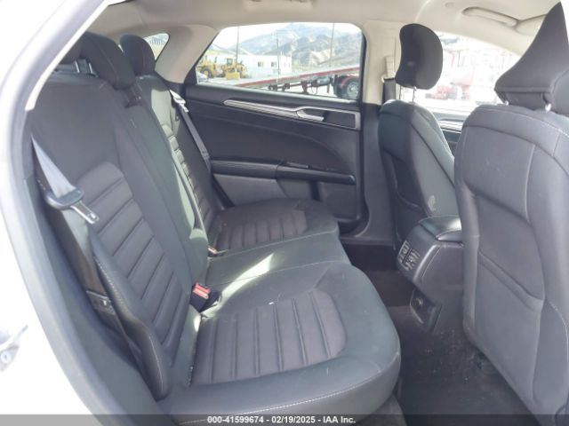 3FA6P0LU6HR344664 Ford Fusion Hybrid Se
