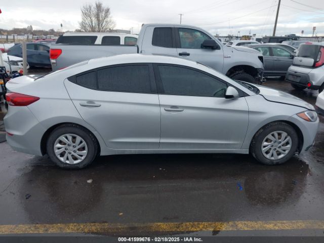 5NPD74LF9JH356083 Hyundai ELANTRA SE