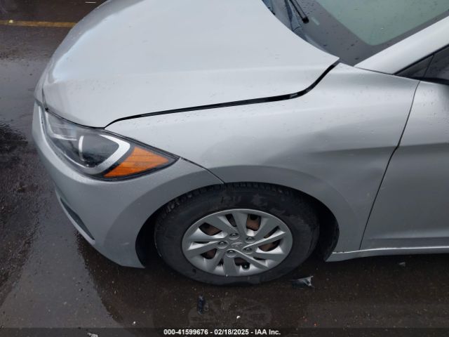 5NPD74LF9JH356083 Hyundai ELANTRA SE