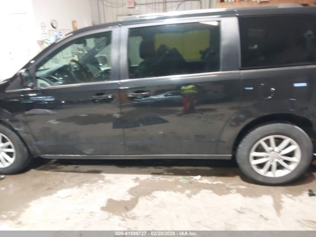 2C4RDGCG3KR621514 Dodge Grand Caravan Sxt