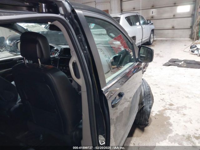 2C4RDGCG3KR621514 Dodge Grand Caravan Sxt