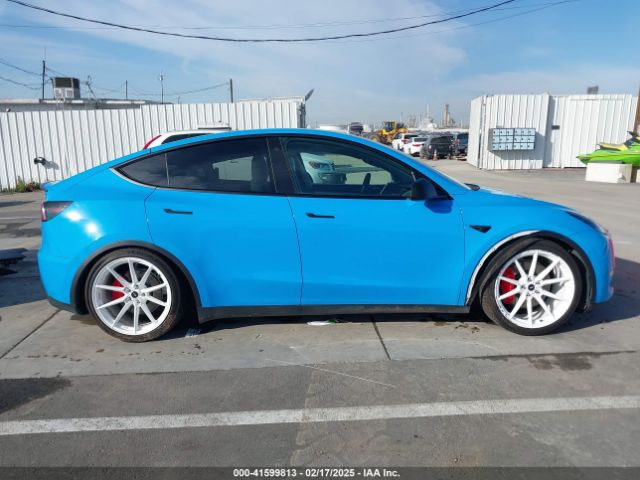 7SAYGDEF6NF406766 Tesla Model Y Performance Dual Motor All-wheel Drive