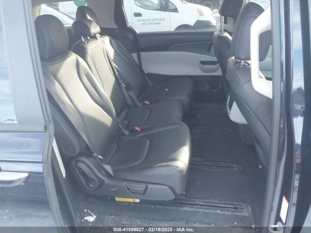 KNDNB4H34R6433742 KIA Carnival Mpv Lx Seat Package