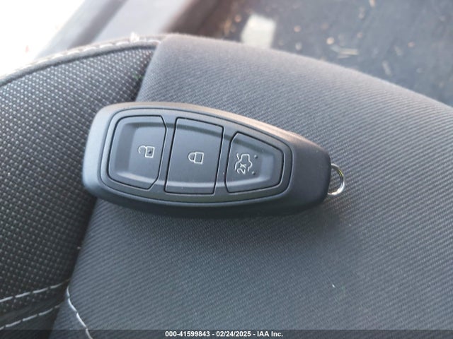 3FADP4GX7JM108773 Ford FIESTA ST