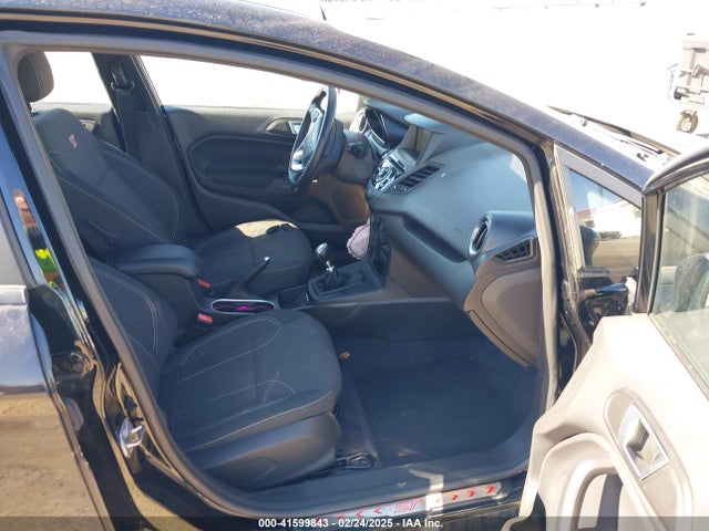 3FADP4GX7JM108773 Ford FIESTA ST