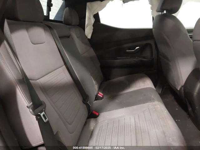 5NTJDDAF5PH052824 Hyundai Santa Cruz Sel Premium