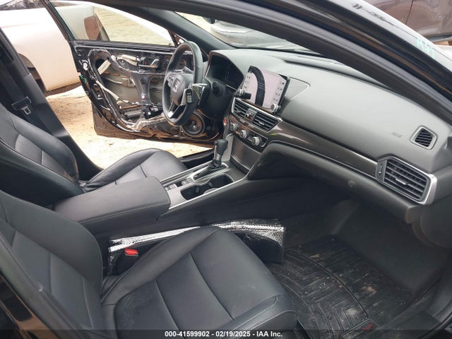 1HGCV1F37NA071754 Honda Accord Sport
