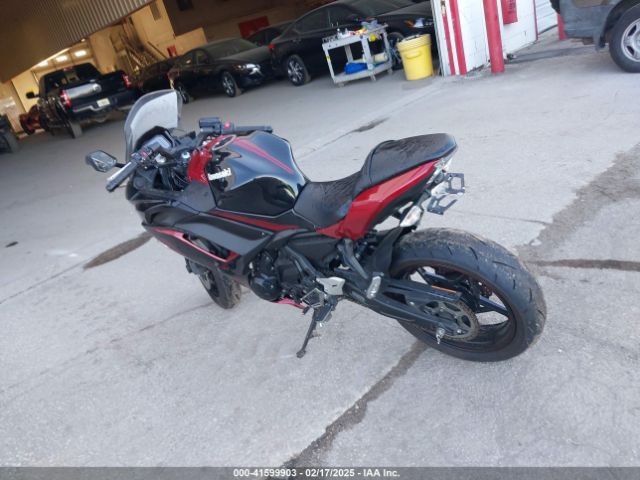 2021 KAWASAKI EX650 ML5EXEM1XMDA45508 Photo 2