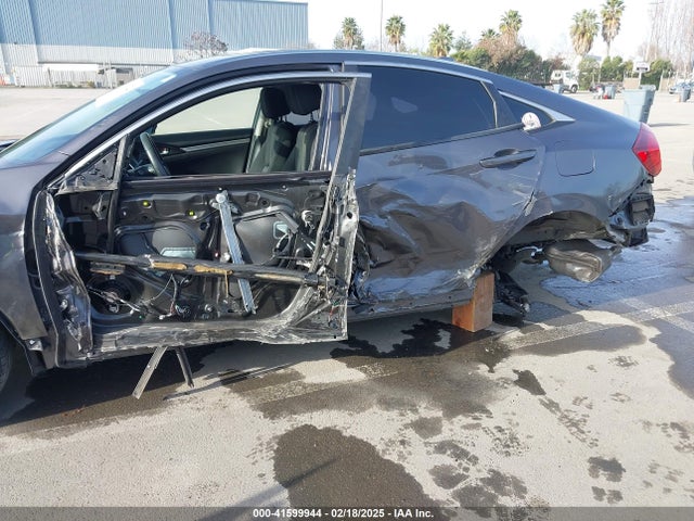 JHMFC1F37JX017636 Honda Civic Ex-t