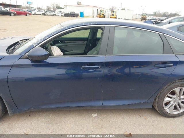1HGCV1F17JA247422 Honda ACCORD LX