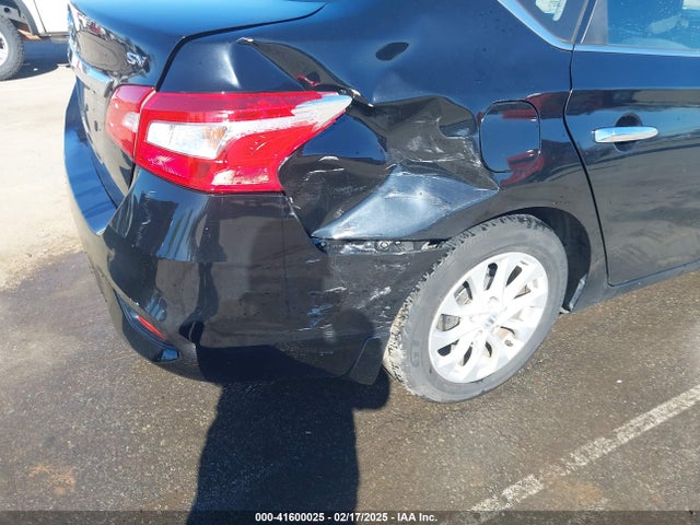 3N1AB7AP7JY225786 Nissan SENTRA SV