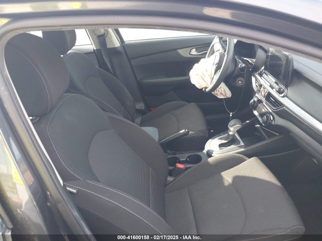 KIA Forte Lxs 2019 3KPF24AD3KE056974 Image 5