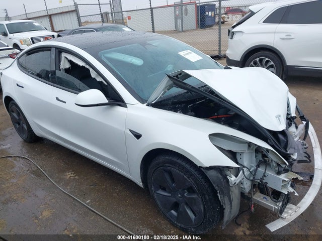 2022 TESLA MODEL 3 5YJ3E1EB6NF332418 Photo 0