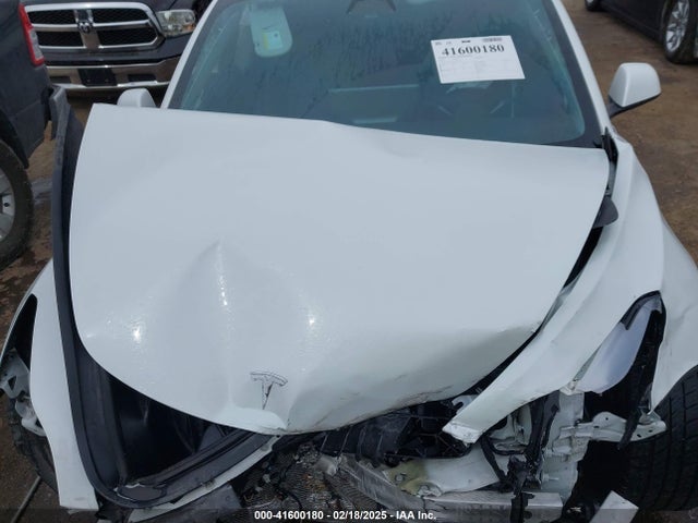 2022 TESLA MODEL 3 5YJ3E1EB6NF332418 Photo 9