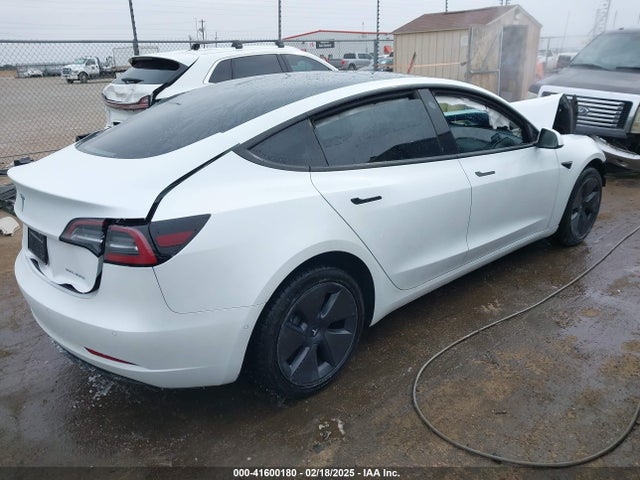 2022 TESLA MODEL 3 5YJ3E1EB6NF332418 Photo 3