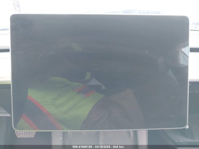2022 TESLA MODEL 3 5YJ3E1EB6NF332418 Photo 6