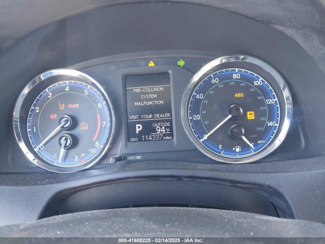 Toyota COROLLA LE 2018 5YFBURHE6JP822567 Image 7