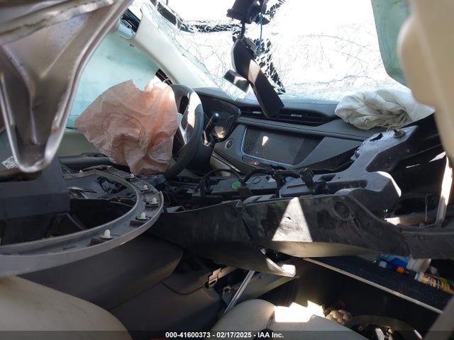 2020 CADILLAC XT5 1GYKNCRS1LZ193060 Photo 4