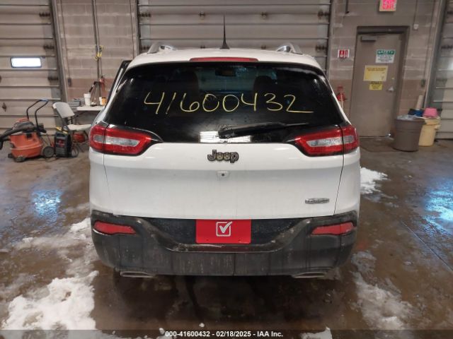 1C4PJLCS9HW650514 Jeep Cherokee Latitude Fwd