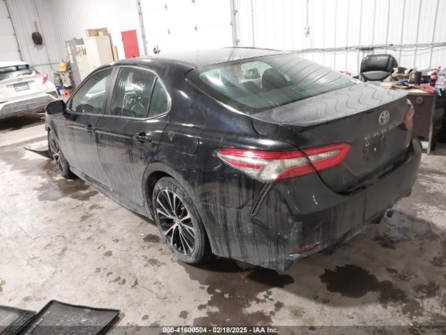 4T1B11HK1JU145135 Toyota CAMRY SE