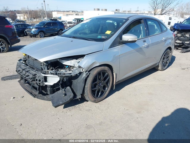 Ford FOCUS SE 2016 1FADP3FE0GL300458 Image 2