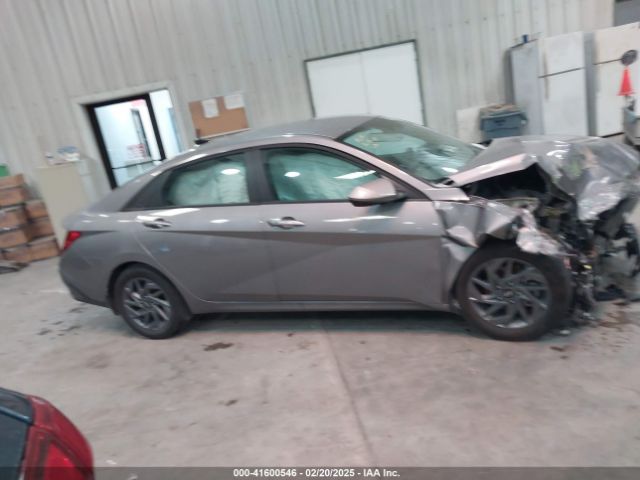 KMHLM4DG5RU848022 Hyundai ELANTRA SEL