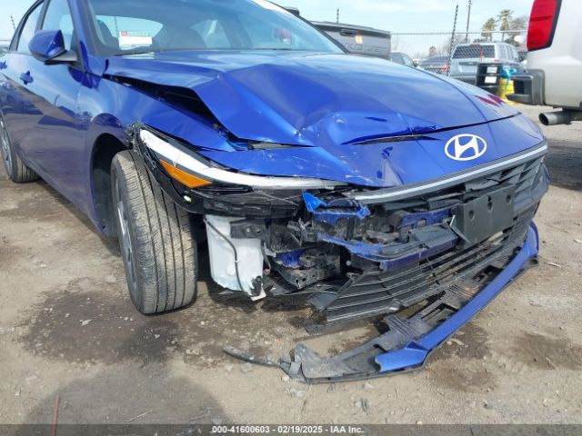 KMHLM4DGXRU820751 Hyundai ELANTRA SEL